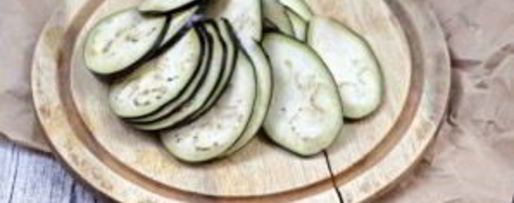 Шаг 2: брускетты с баклажанами и помидорами