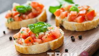 Рецепт Брускетты с базиликом