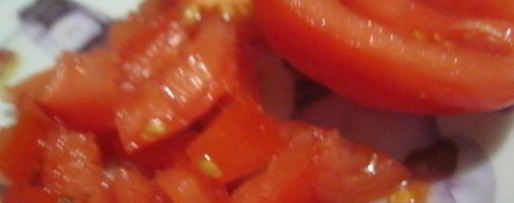 Шаг 6: брускетты с кремом из маслин и помидорами