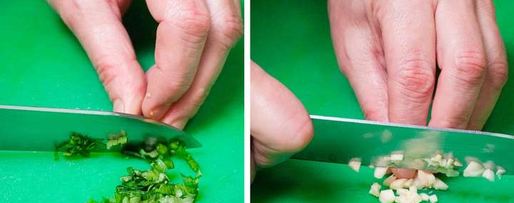 Шаг 3: брускетты с лососем