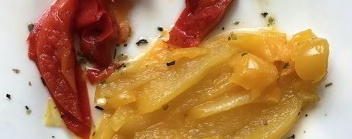 Шаг 3: брускетты с печеным перцем и сыром