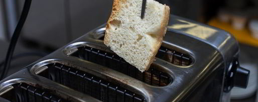 Шаг 7: брускетты с помидорами и оливками