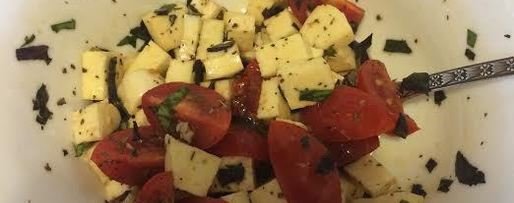 Шаг 2: брускетты с сулугуни