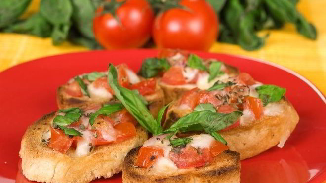Рецепт Брускетты с сыром и помидорами