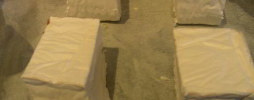 Шаг 1: брускетты с теплым козьим сыром и уксусно-горчичной заправкой