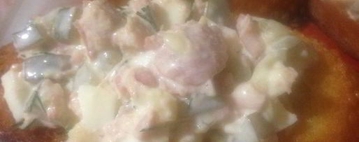 Шаг 3: брускетты с тунцом