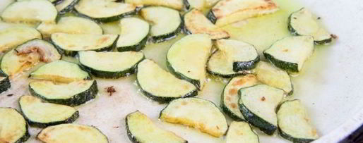 Шаг 5: брускетты с ветчиной