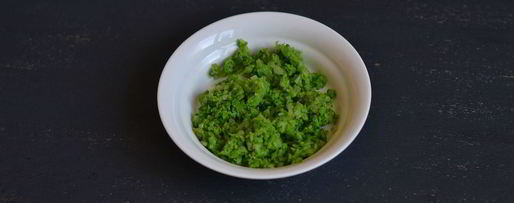 Шаг 3: брускетты с зеленым горошком