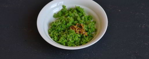 Шаг 4: брускетты с зеленым горошком