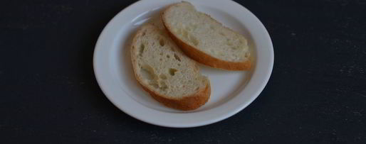 Шаг 8: брускетты с зеленым горошком