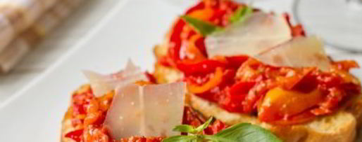 Шаг 7: брускетты с жареным сладким перцем