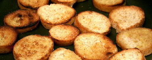 Шаг 2: брускетты со сливочным пюре