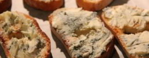 Шаг 2: брускетт с грушей и сыром