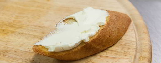 Шаг 6: брускетты с клубникой и маскарпоне