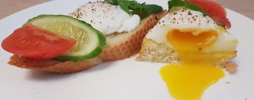 Шаг 4: брускетт с яйцом пашот