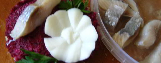 Шаг 5: бутербродов с сельдью и свекольным песто