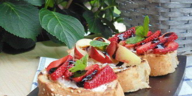 Рецепт летних брускетт