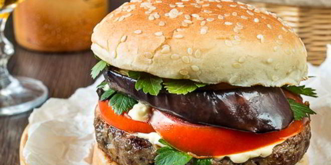 Рецепт бургера с говядиной и баклажаном