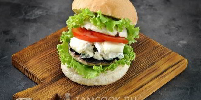 Рецепт бургера с портобелло и голубым сыром