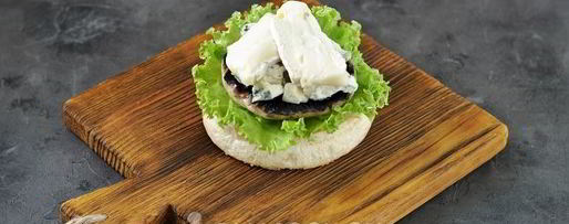 Шаг 6: бургера с портобелло и голубым сыром