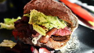 Рецепт Бургера со стейком из говядины
