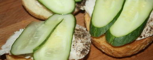 Шаг 4: бургеров с отварным куриным филе и вялеными томатами