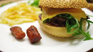 Рецепт Бургеров с тушеным мясом