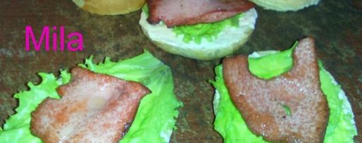 Шаг 3: гамбургеров с корейской морковкой