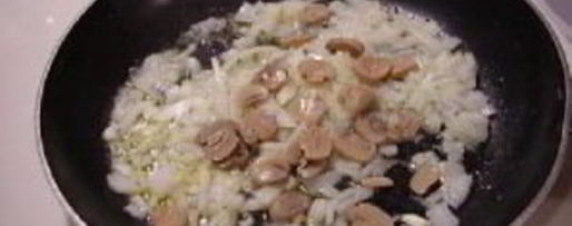 Шаг 14: гигантский швейцарский бургер с грибами