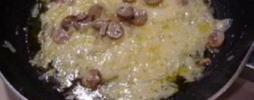 Шаг 16: гигантский швейцарский бургер с грибами