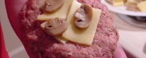 Шаг 9: гигантский швейцарский бургер с грибами