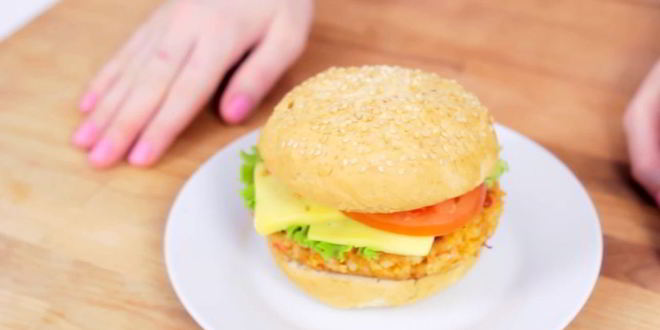 Рецепт крабсбургера с крабовой котлетой