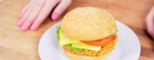 Шаг 3: крабсбургера с крабовой котлетой