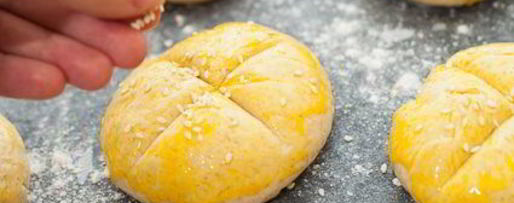 Шаг 3: куриного бургера с булочками из трех видов муки