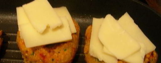 Шаг 3: вегетарианских бургеров из нута с чеддером