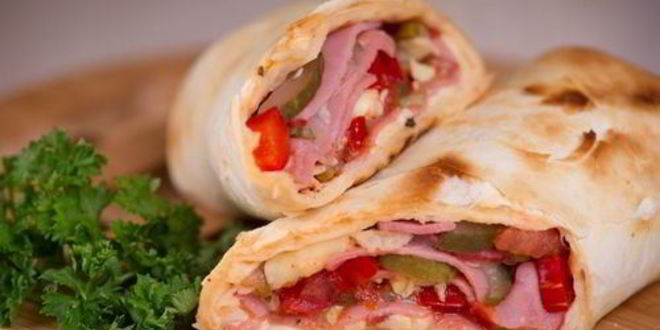 Рецепт буррито по-мексикански с сыром и ветчиной