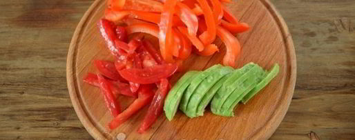 Шаг 9: буррито с авокадо и яичницей-скрэмбл