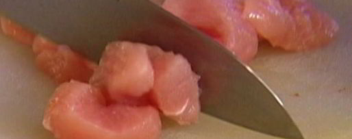 Шаг 2: буррито с индейкой, помидорами и сыром