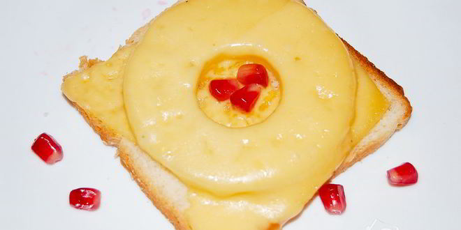 Рецепт бутерброда с ананасом и сыром