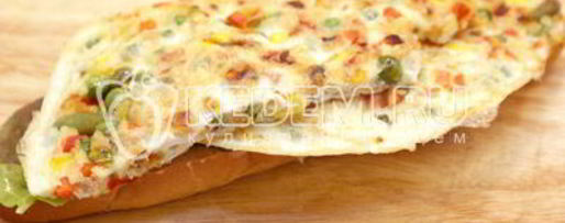 Шаг 7: бутерброда с овощами и омлетом