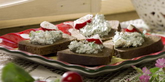 Рецепт бутерброда с творожной пастой