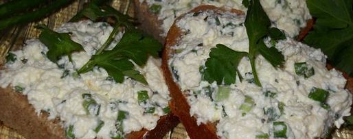 Шаг 3: бутербродной массы с сыром и зеленью