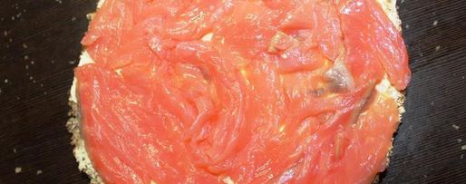 Шаг 2: бутербродного торта-мусса со слабосоленым лососем и фетой