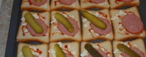 Шаг 3: бутербродов горячих с колбасой и сыром