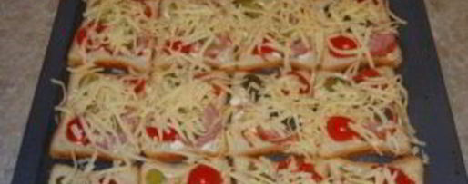 Шаг 4: бутербродов горячих с колбасой и сыром