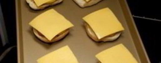 Шаг 4: бутербродов с ананасом и сыром