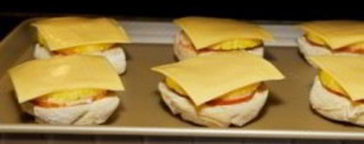 Шаг 5: бутербродов с ананасом и сыром