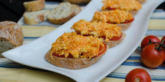 Рецепт бутербродов с морковью и сыром