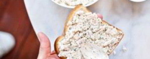 Шаг 1: бутербродов с пастой из креветок