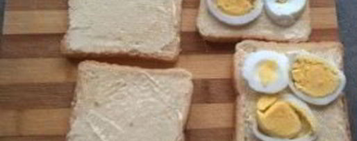 Шаг 1: бутербродов с рыбными консервами